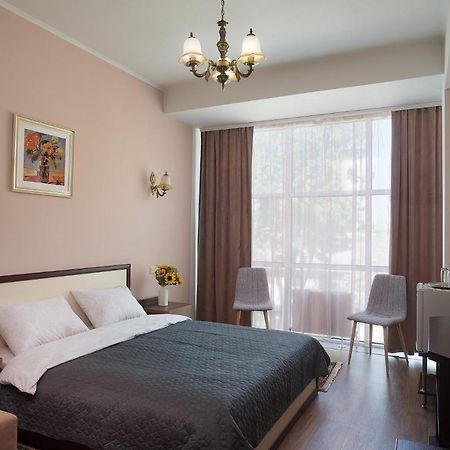 Art Hotel Kisinyov Kültér fotó